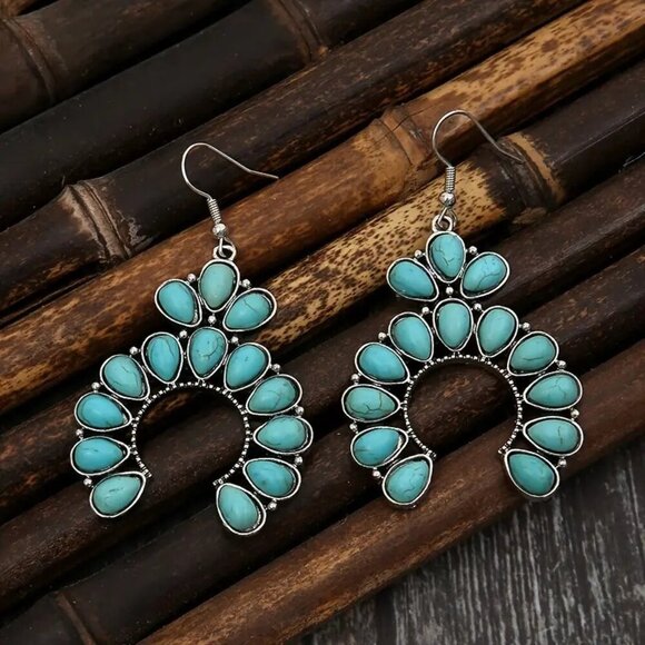 Boho Faux Turquoise Horse Shoe Silver Tone Earrings NWT Handmade Look - Picture 1 of 4